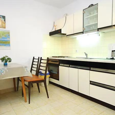 아파트 Uvala Vrbovica 4390b 코츌라
