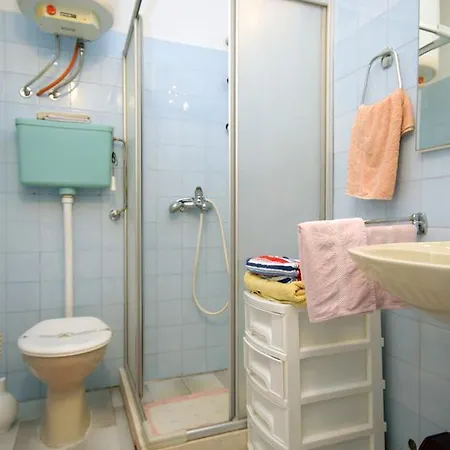 Uvala Vrbovica 4390b 아파트