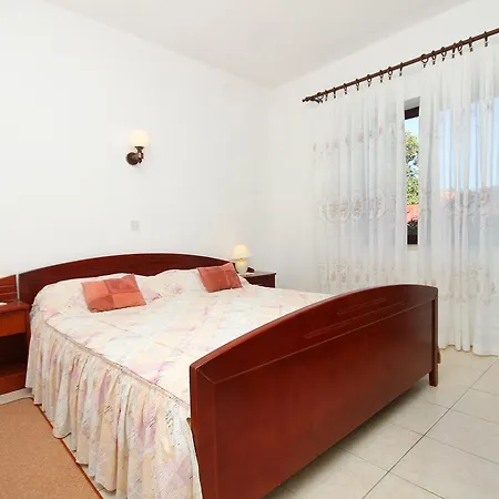 아파트 Uvala Vrbovica 4390b 코츌라