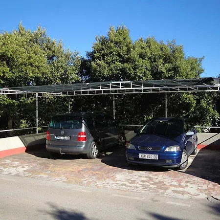Uvala Vrbovica 4390b 아파트